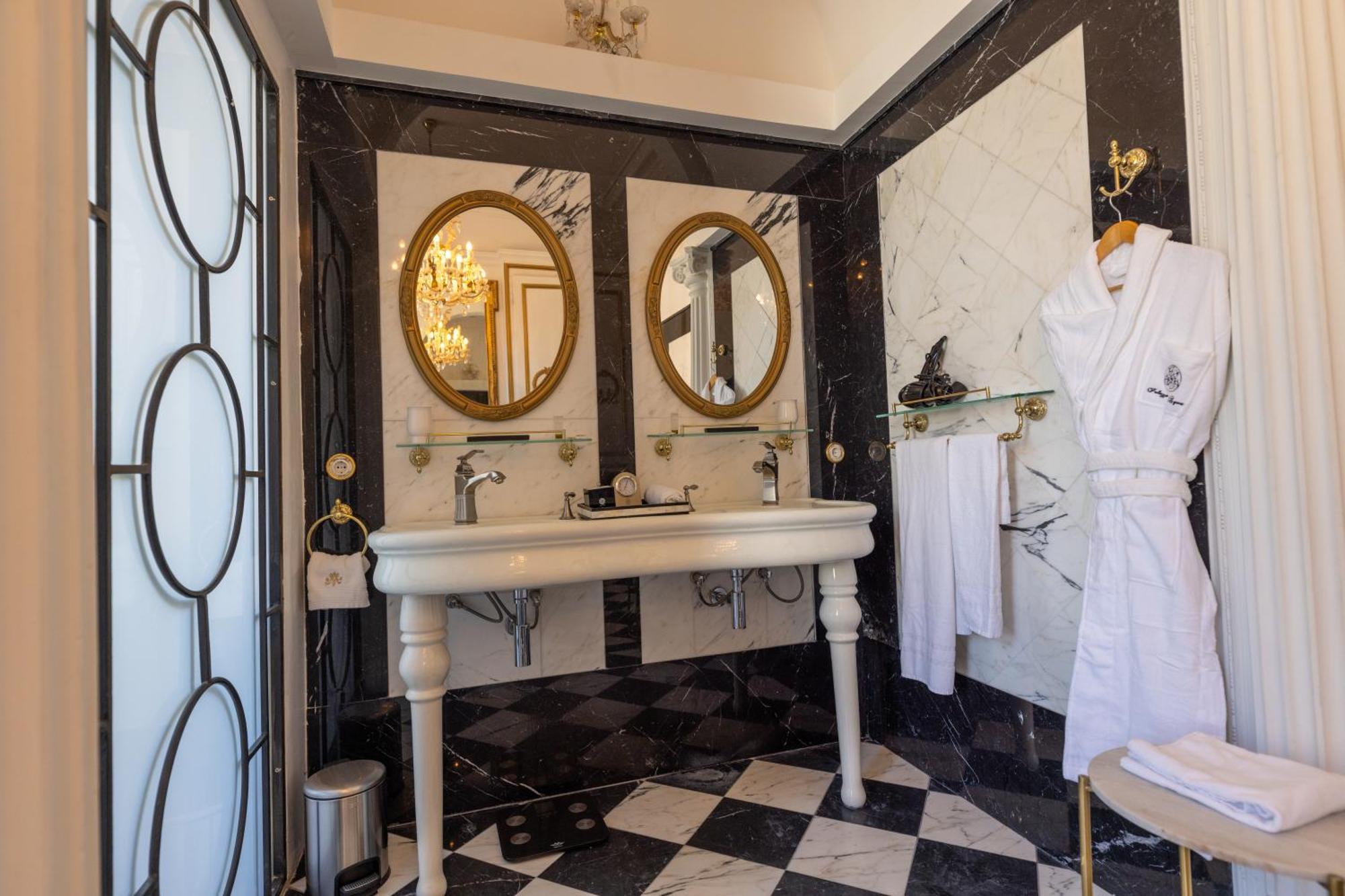 勒芒 Palazzo Di Acqua酒店 外观 照片